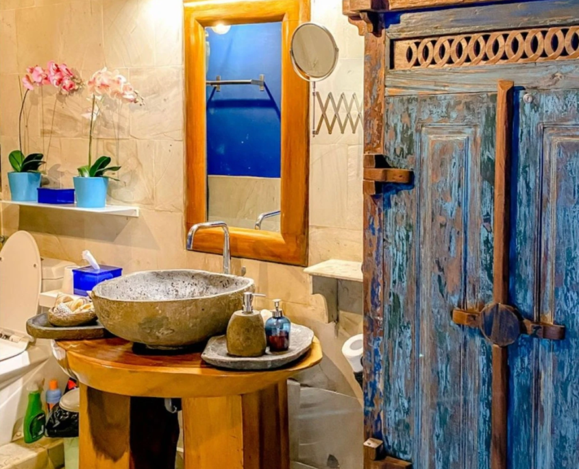 tattoo-friendly villas in Lovina Bali